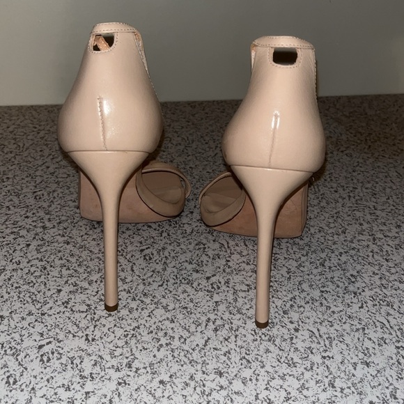 Lovely like new designer heels - Picture 4 of 4
